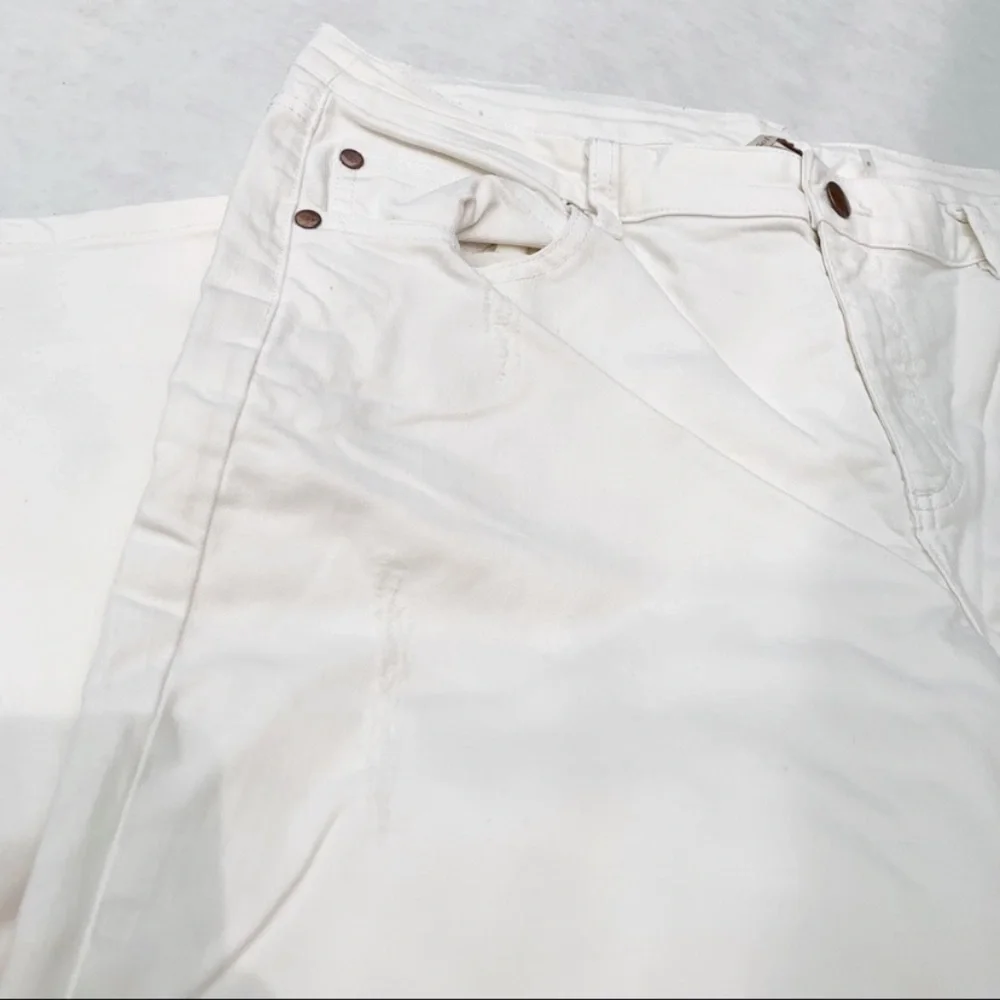 Soft Surroundings Straight Ankle Weekend Jeans - Picture 4 of 9